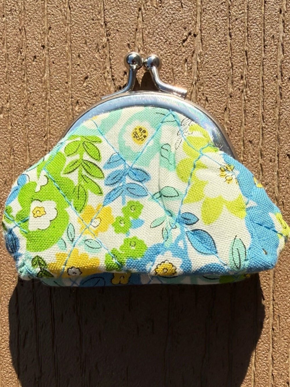 VERA BRADLEY ENGLISH GARDEN MINI KISS LOCK COIN PURSE RETIRED 2011 NWOTS!